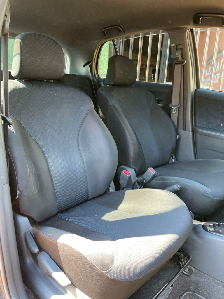 c5e57c63-cb4f-43ee-a60f-8e3e4764688b